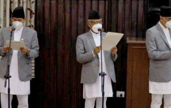 ३ मन्त्रीले लिए शपथ