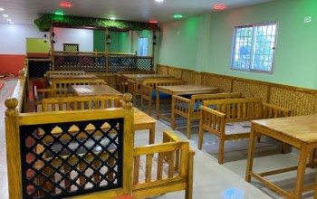 प्रचण्डले खोले कालिज रेष्टुरेन्ट