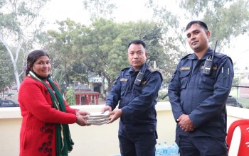 बसबाट हराएको चार लाख पाँच दिनपछि निरीक्षक खड्काले फेला पारिदिए