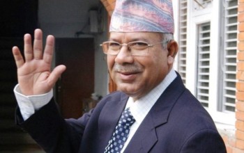 प्रधानमन्त्री ओलीलाई कारबाही गर्दै अध्यक्षबाट हटाउने प्रचण्ड–माधव समूहको निर्णय