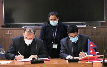 विद्युतीय ग्रीड आधुनिकीकरणका लागि एडिबीसँग १८ अर्ब २५ करोड रुपैयाँ ऋण सम्झौतामा हस्ताक्षर