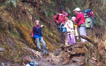 कञ्चनजङ्घामा आन्तरिक पर्यटकको चहलपहल