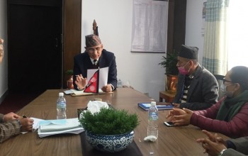 अर्थमन्त्री पौडेलद्वारा सुकुम्बासीलाई जग्गाधनी पूर्जा दिन निर्देशन