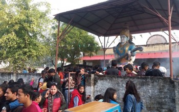 विद्याकी देवी सरस्वतीको पूजा–आराधना गरिदैं