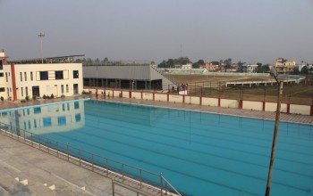 नेपालगन्ज रङ्गशालाको पौडी पोखरीमा एक सिफ्टमा डेढसय जना पौडन मिल्ने