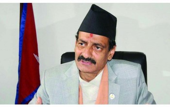 काँग्रेस नेता जोशीको उपचारका लागि सरकारले १० लाख रुपैयाँ सहयोग गर्ने