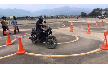 हप्तादिनमै ७ लाख बढिले सवारी लाइसेन्सका लागि आवेदन भरे