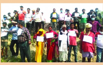विवादित फुल्टेक्रा तलाउको संरक्षणको माग गर्दै स्थानीयको विरोध प्रर्दशन