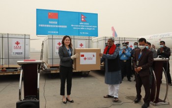 चालक र सहचालकसहित अत्यावश्यक सेवामा खटिएकालाई कोरोना खोप लगाइने