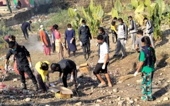 कुमारी बैंकद्वारा चिसापानी बजारमा बृहत सरसफाई