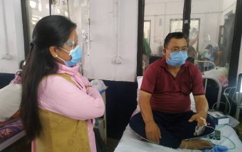 कोरोना कहर : नेपालगन्जमा स्वास्थ्यकर्मीसहित घरदैलो गरिदैं