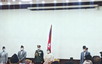 नियुक्तिको भाषा सच्चिएपछि देउवा शपथ लिँदै