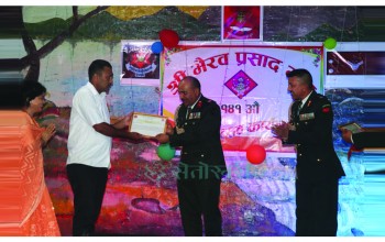 ‘कोभिड हिरो’ नरेशबाबु श्रेष्ठसहित तीन जनालाई सेनाको सम्मान
