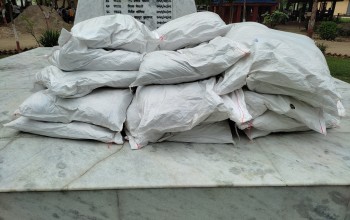 बाँके प्रहरीद्वारा भन्सार छलि ल्याइएको दुई लाख बढिको सुर्ती बरामद