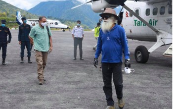 कैलाश दर्शनका लागि सद्गुरु नेपालगन्ज हुदै हुम्ला पुगे