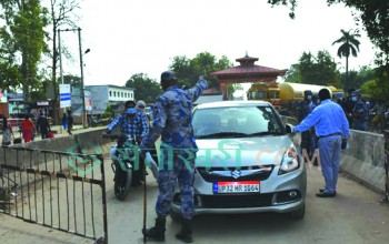 सीमामा नेपाली गाडीलाई निषेध, भारतीय गाडीलाई २४ सै घण्टा खुला