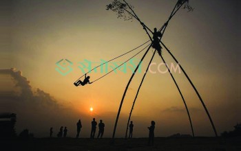 दशैं परम्परासँग जोडिएका लिङ्गे पिङ र चङ्गाको महत्व