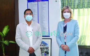 अर्थमन्त्री जनार्दन र बेलायती राजदूतबीच भेट