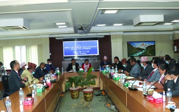 पुसभित्र ३० प्रतिशत विकास बजेट खर्च गर्न अर्थमन्त्रीले गरे ताकेता