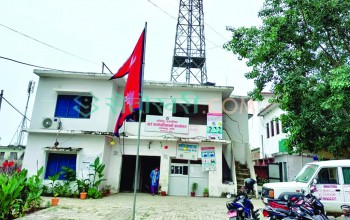 प्रमुख प्रशासकीय अधिकृत चौधरीको सरुवा रोक्न मन्त्रालयलाई आग्रह