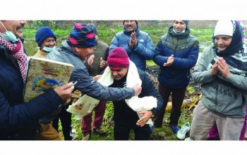 वडाअध्यक्ष बर्माद्वारा हप्तादिनमै अर्को सडकको शिलान्यास