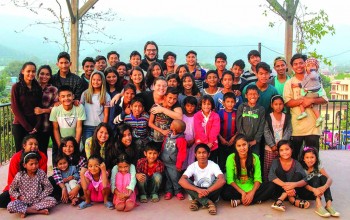 १० वटा घरमा औसतमा १२ जनाको परिवार