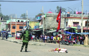 ‘नक्कली बम’ले खजुराबासी त्रसित, सेनाले डिस्पोज गरेपछि यातायात खुल्यो