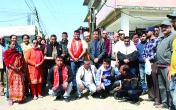 ३ करोड लागतमा कारकाँदोमा सडक निर्माण गरिदैँ, वडाअध्यक्ष बर्माले शिलान्यास गरे