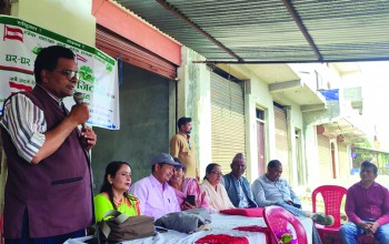 काँग्रेस जिताऔं भनेर घरघर जानुहोस् : बाँके सभापति गौडेल