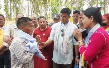 राप्तीसोनारीमा काँग्रेसप्रति बढ्दै जनलहर, पाँच दर्जनबढी काँग्रेसमा प्रवेश