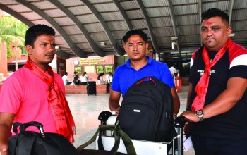 देशभर मतदान भइरहेका बेला विमानस्थलमा भेटिएका मानसिंहहरु...