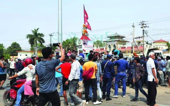 राजा वीरेन्द्रको शालिक सर्वदलिय सहमतिमा राख्ने निर्णय