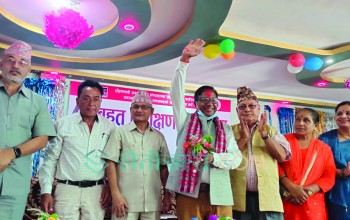 ‘पदका लागि दल बदल्ने’ विजय : काँग्रेस, जसपा हुँदै एमालेमा प्रवेश