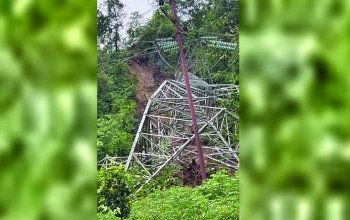 पहिरोले लमही–घोराही प्रसारण लाइनको १८ नम्बर टावर ढाल्यो