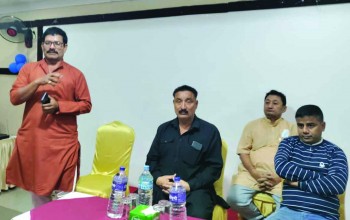 जनताको सेवा गर्न राजनीति गरेको हुँ, दिग्भ्रमित नहुनुस् : राठौर