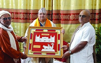 राजा ज्ञानेन्द्रद्वारा जानकी मन्दिरमा विशेष पूजापाठ