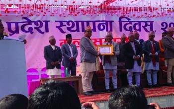 भेरीका डाक्टर पाण्डे ‘लुम्बिनीकै सर्वोच्च पदक’ प्रज्ज्वल दीप पदक द्वितीयबाट विभूषित