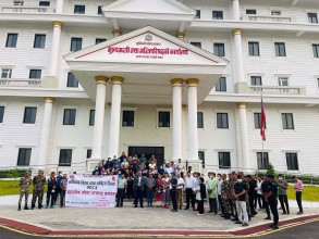 संविधानमा लेखिएका प्रदेश र स्थानीय सरकारका अधिकार देऊ : मुख्यमन्त्री आचार्य