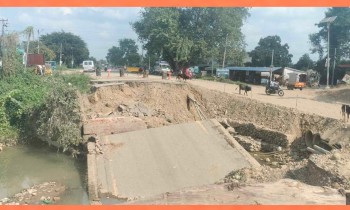 पूर्वपश्चिम राजमार्गमा भत्किएको कल्भर्ट नबन्दा आवातजावतमा सास्ती