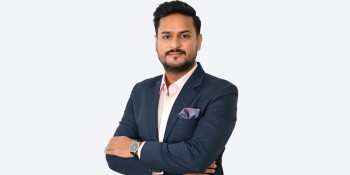 नर्सले झापड हानिन् डाक्टर कनोडियालाई 