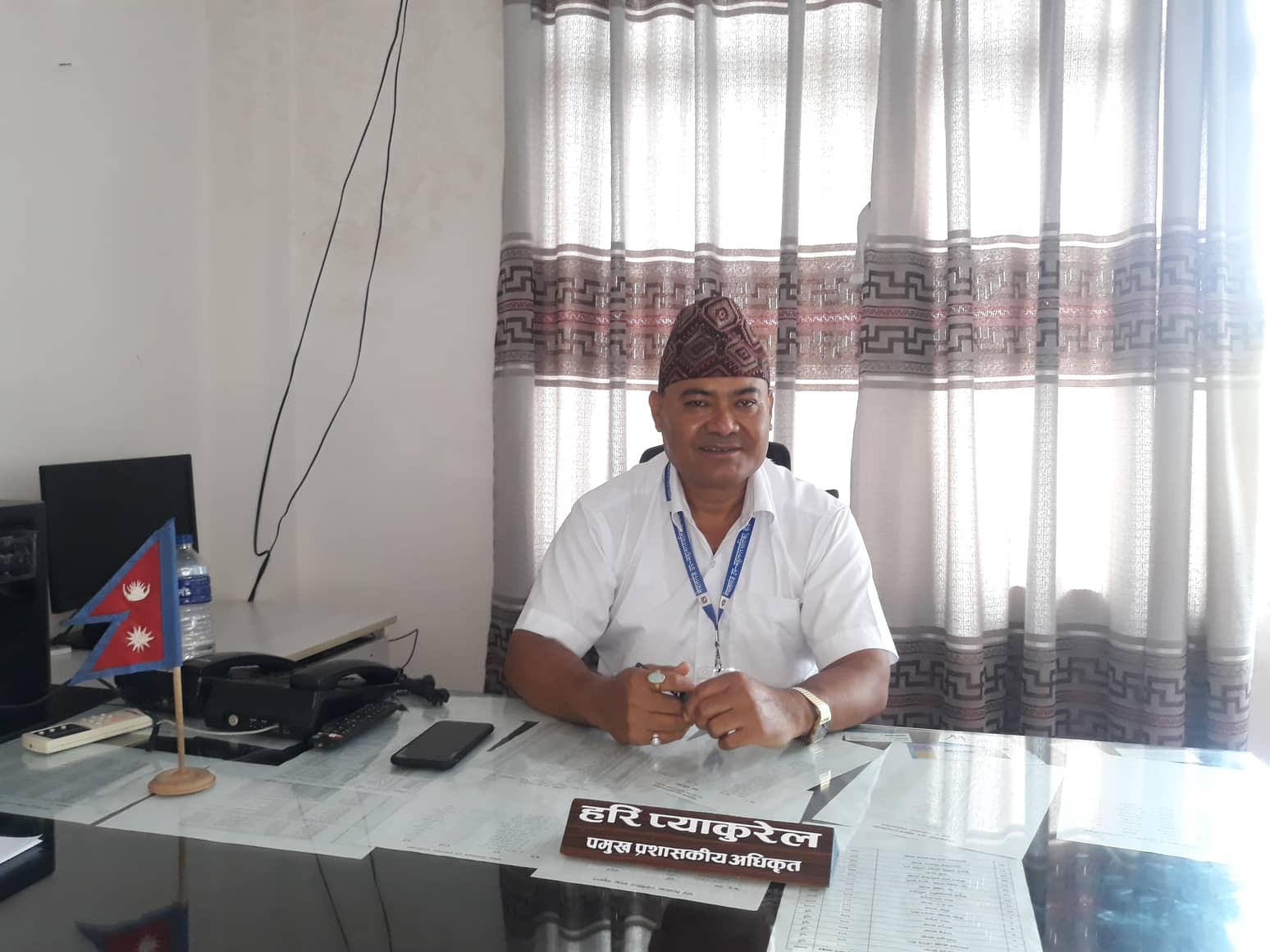 दैनिक प्रतिवेदन तयार गर्दै उपमहानगर
