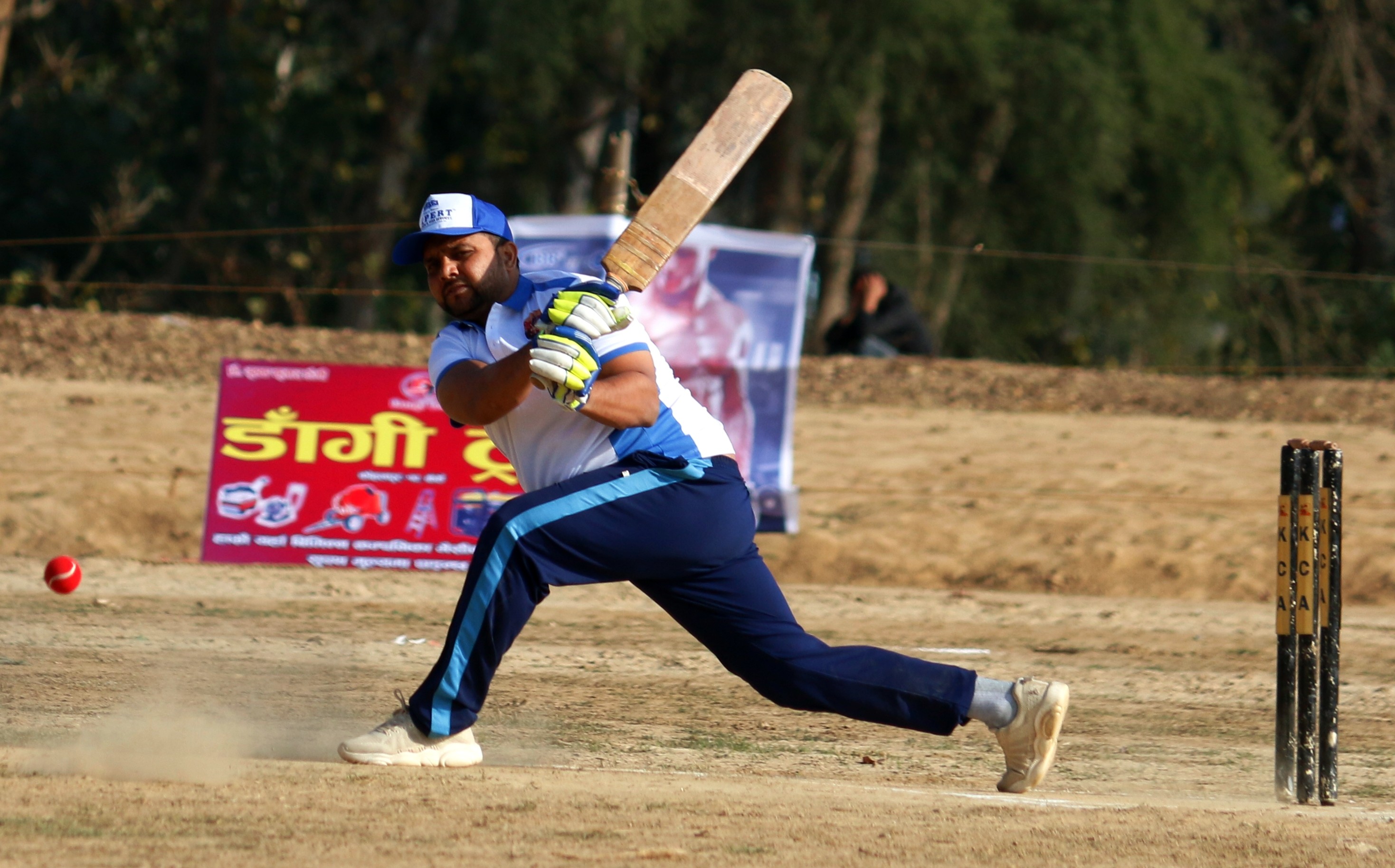 शुबेन्दुद्वारा ५३ बलमा ११ चौका ९ छक्का प्रहार