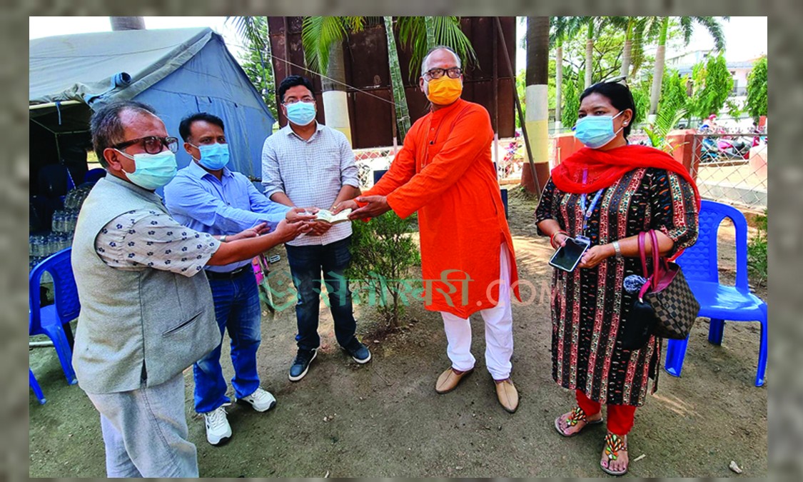 ईन्सेकद्वारा अन्जनी माता रसोईलाई खाना खुवाउन एक लाख सहयोग