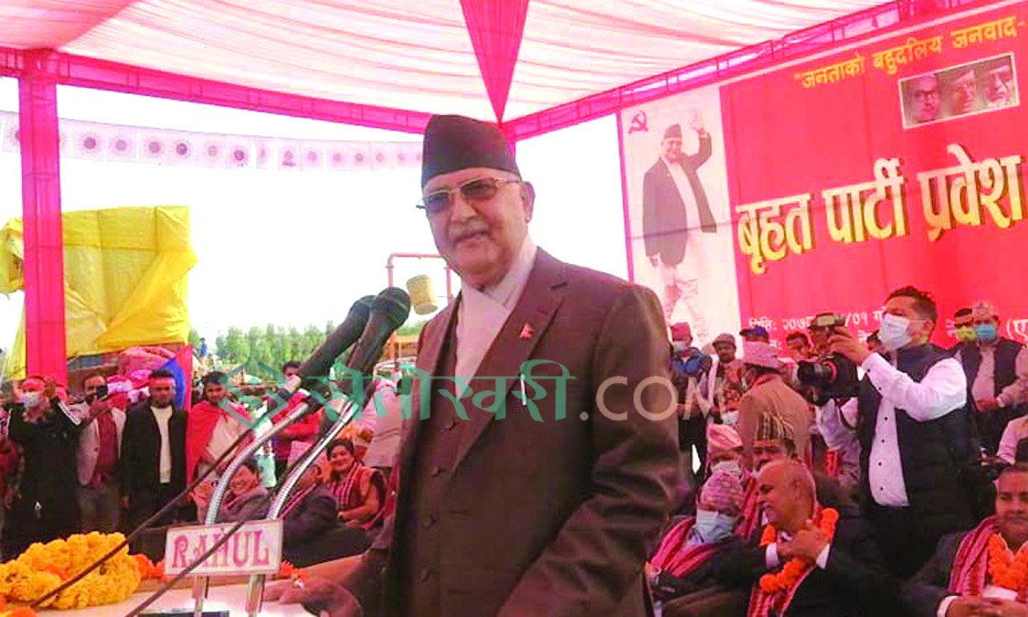 एमाले अध्यक्षमा केपी ओलीको फराकिलो जित