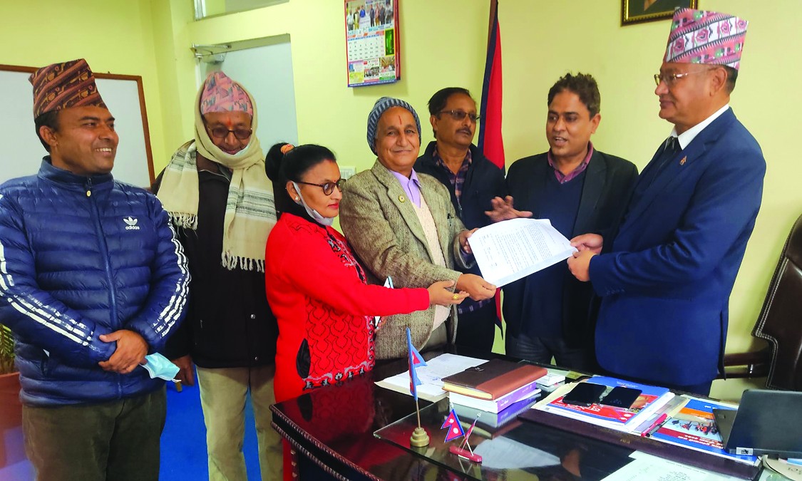चिसोमा नागरिकको जिवन रक्षाको माग गर्दै प्रशासनको ध्यानाकषर्ण
