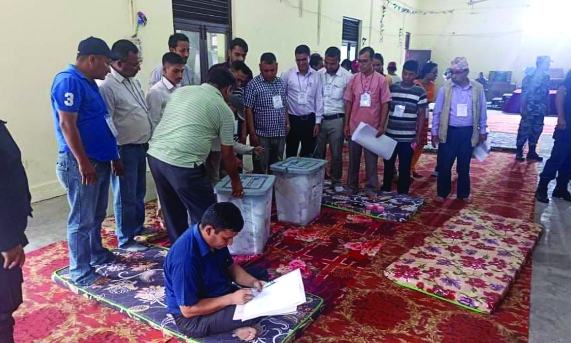 बाँके ३ मा मतगणना जारी, अन्य क्षेत्रमा तयारी