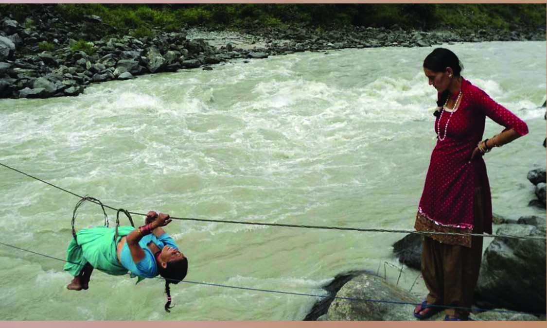 सबै तुइन झोलुङ्गे पुलद्वारा विस्थापितः स्थानीय पूर्वाधार विभाग
