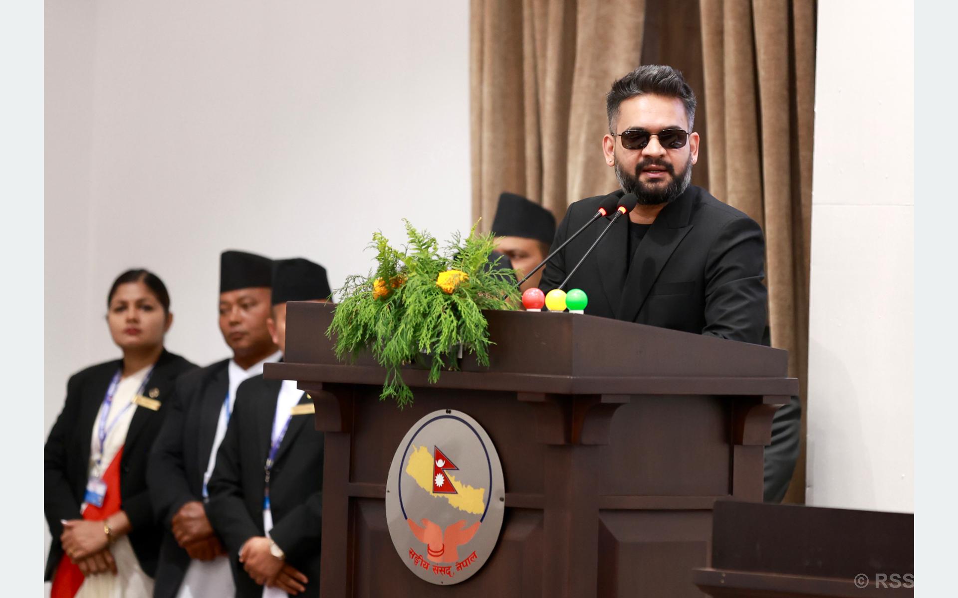 सरकार हिँज पनि तपाईंसँगै थियो, आज पनि छ, भाेलि पनि रहनेछ