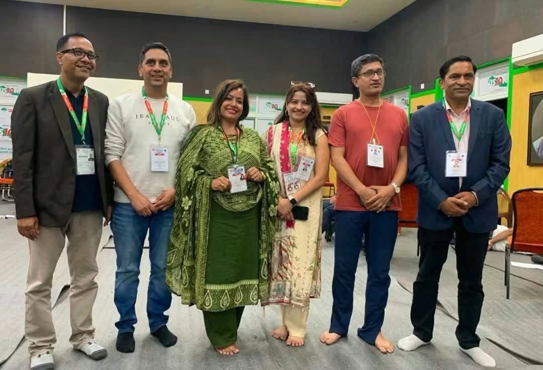 विदेश बस्नेहरू को-को भए काँग्रेसको केन्द्रीय सदस्य?